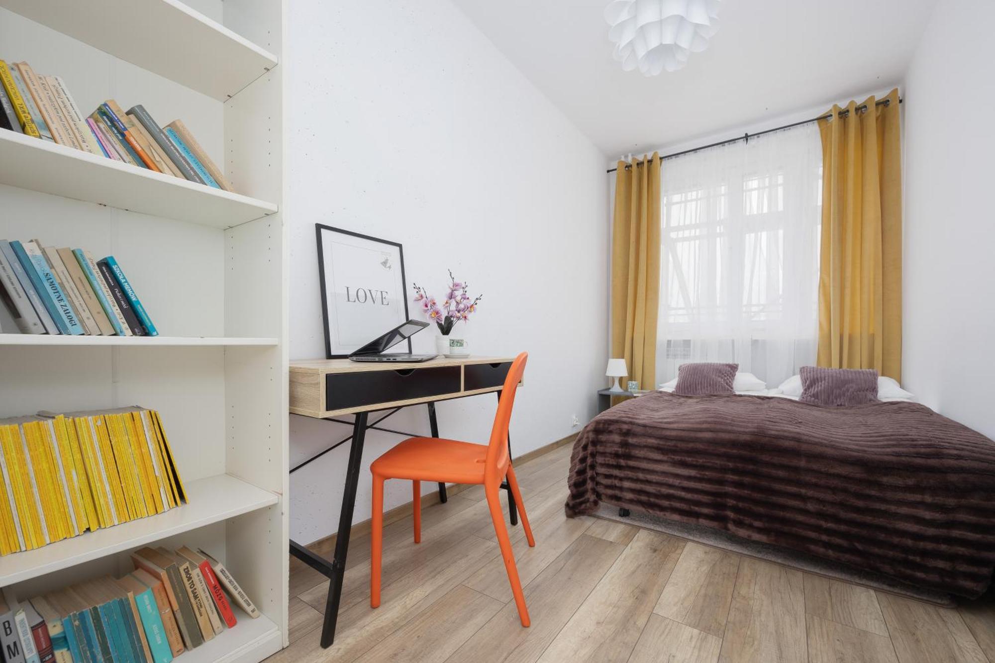 Modern Near Airport Wlochy By Renters